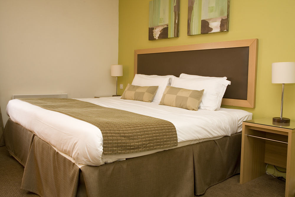 Western House Hotel At Ayr Racecourse ภายนอก รูปภาพ