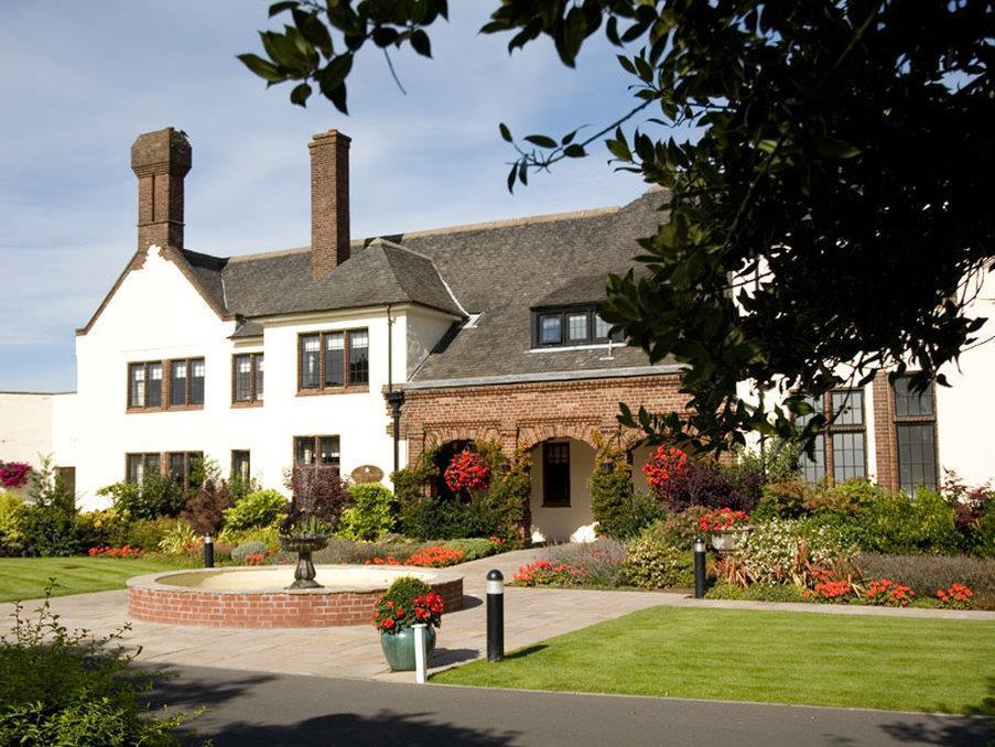 Western House Hotel At Ayr Racecourse ภายนอก รูปภาพ